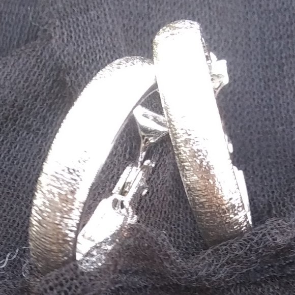 Vintage Monet silver tone hoop style earrings clip on - Picture 2 of 8